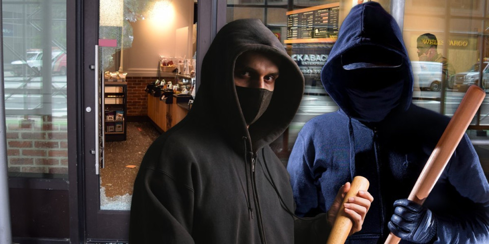 Huligani sa fantomkama uleteli u kafić i demolirali ga drvenim palicama: Drama u centru Beograda