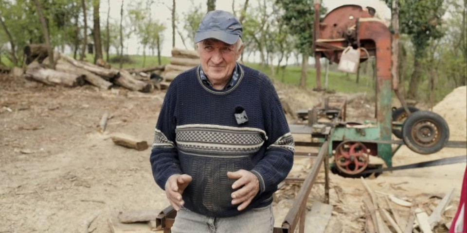 Vezanih očiju može da ga napravi: Majstor Dragutin 60 godina radi ovaj posao