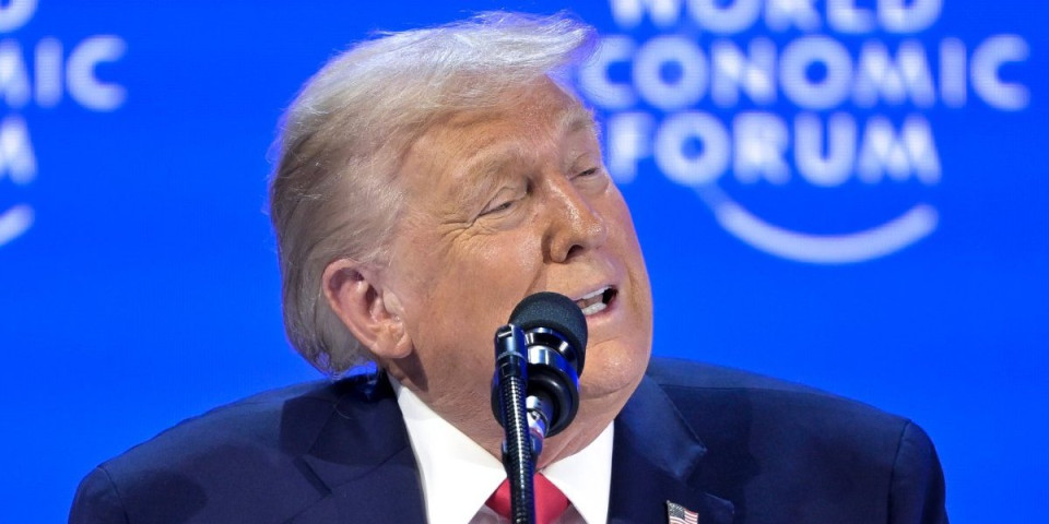 Šta je ovo u Davosu?! Evropski lideri zanemeli pred Trampom (VIDEO)