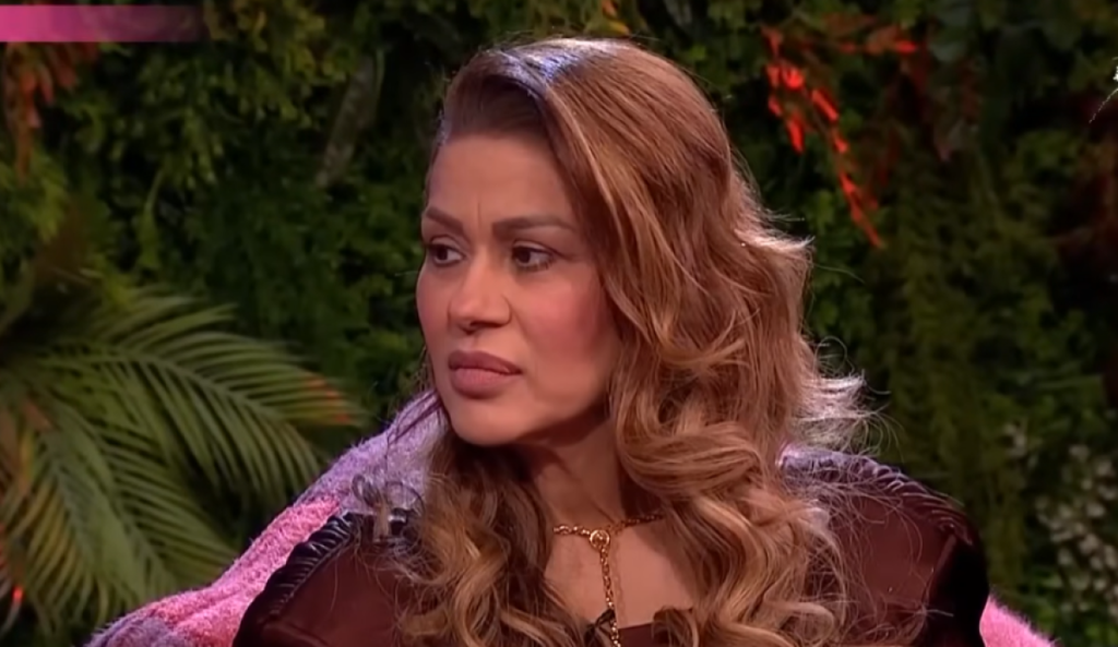 "Minu Kostić su zbog para jurili po gradu": Pevačica zbog krađe razotkrila koleginicu