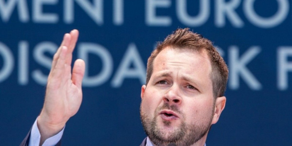 "Gospodine Trampe, odje*ite!" Totalna eskalacija u Davosu - Danac mu sasuo sve u lice (VIDEO)