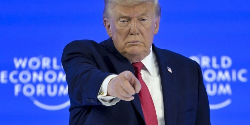 Tramp obrisao granice: Kanade više nema, Grenland i Kuba postali Amerika preko noći! (FOTO)