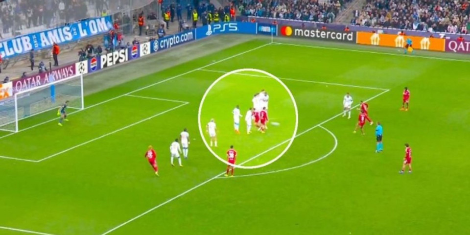 (VIDEO) Bruka u Ligi šampiona, je l' ovo realno?! Ovako naivan gol se ne viđa ni u nižim ligama