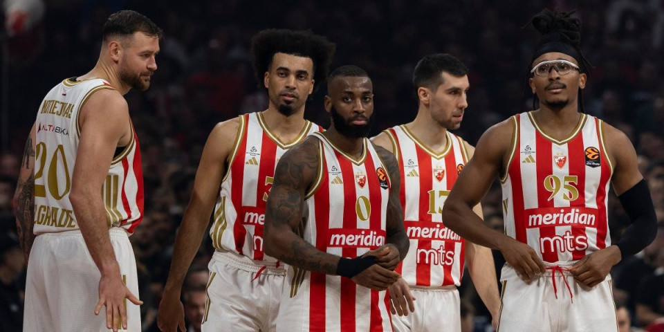 Stavili kapuljače i mislili da ih neće prepoznati: Košarkaši Zvezde fotografisani na Virtusovom meču (FOTO)