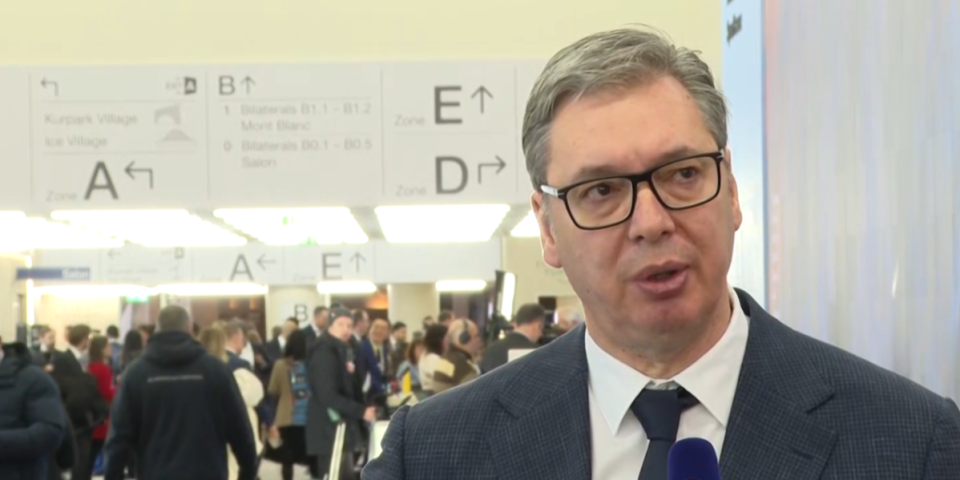 Vučić rasturio Piculu i piculiće: Sramota je da im smeta izložba o Jasenovcu