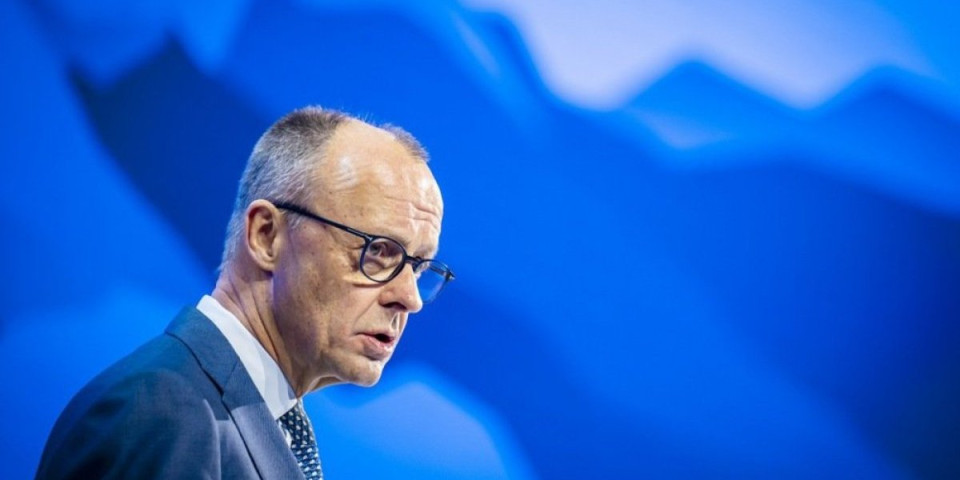 Skandalozno dodvoravanje Vašingtonu: Merc brani Grenland od Rusa koji tamo ni ne planiraju da idu