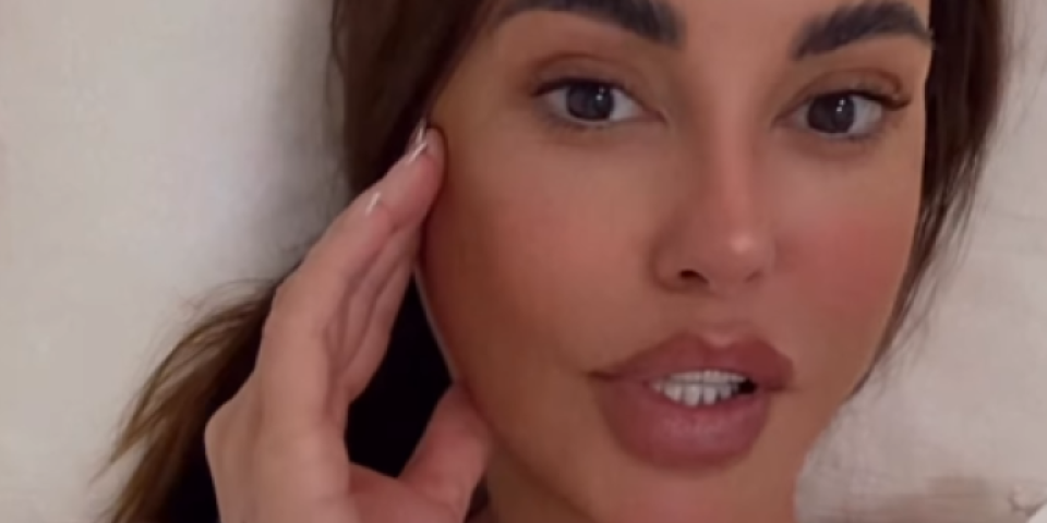 Prvi zalogaj hrane posle dva dana: Dijana Dilajn pokazala obrok nakon operacije (FOTO)