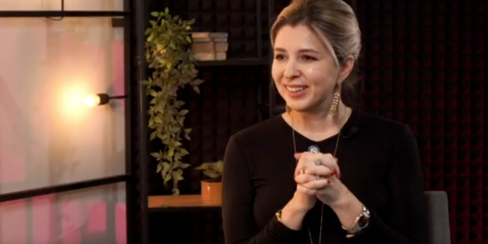 Grejte se vibratorima! Sramna izjava žene ukrajinskog ministra potresla državu (VIDEO)