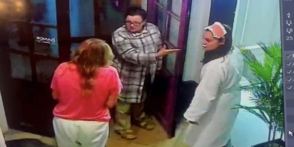 Snimak divljanja Slavice Ćukteraš: Ruši i lomi u bademantilu, reagovala policija (VIDEO)
