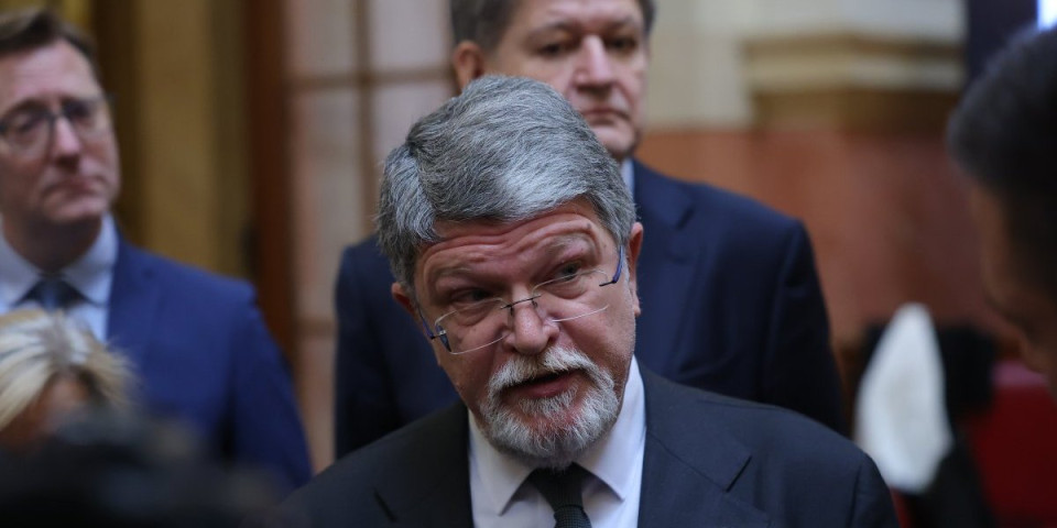 Tajni sastanak Picule i opozicije?! Informer na licu mesta - ovo su detalji (VIDEO)