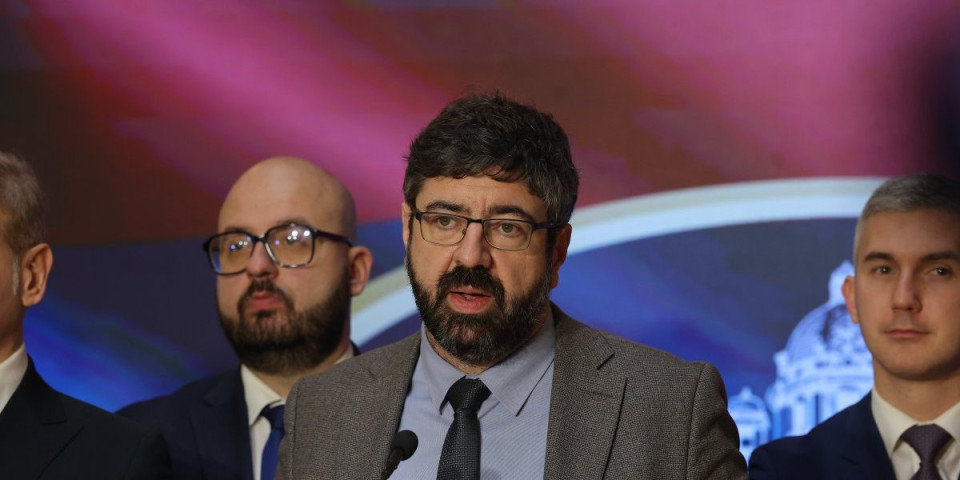 Rat u opoziciji bez milosti! Lazović udario na Đilasa i blokadere - Evo šta im je poručio (VIDEO)