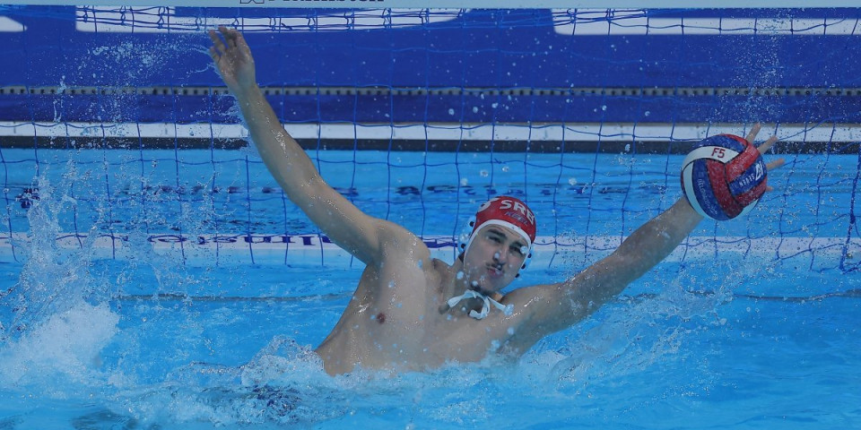 Glušac jasan: Zaključao mrežu protiv Italije, pa poručio - "Cilj je zlato"