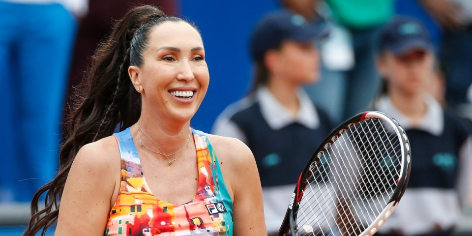 EKSKLUZIVNO: Evo kako sada izgleda nekadašnja teniska šampionka: Jelena Janković kao sav običan svet! (VIDEO)