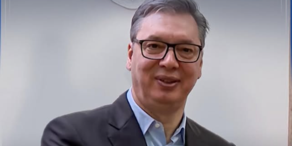 Hvala za još jedno zlato! Predsednik Vučić ćestitao "delfinima"