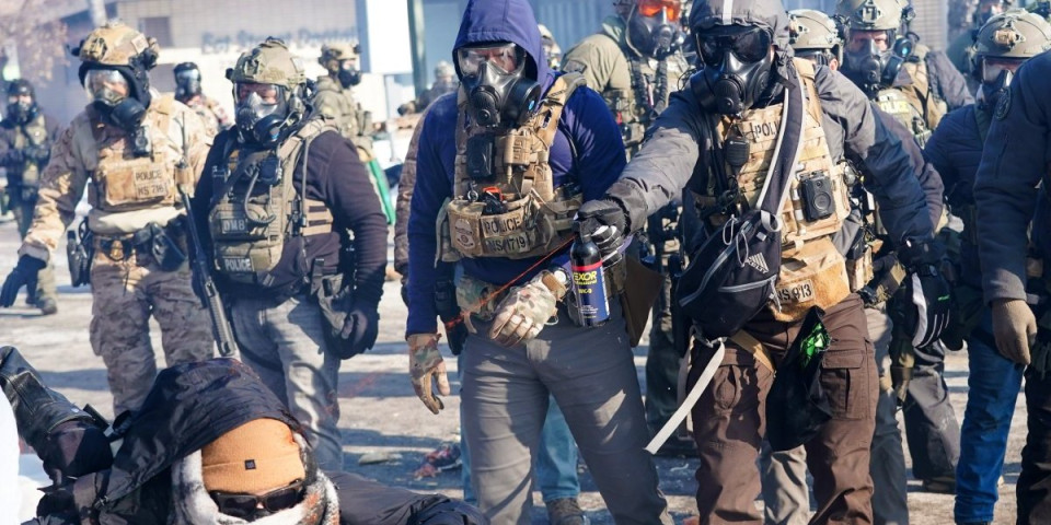 Počinje građanski rat! Amerika izvodi sve snage na ulice da suzbiju haos - Sukobi su eskalirali, kreće odmazda (FOTO/VIDEO)