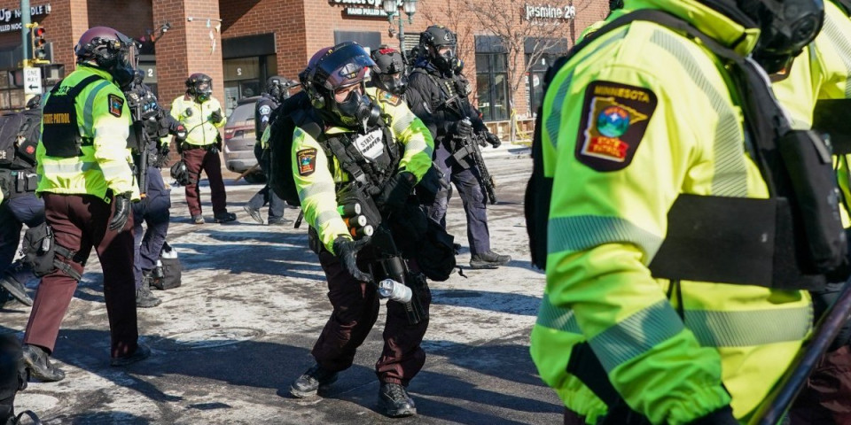 Živeo 50 godina u SAD, služio vojsku, a sada šok: Vojni veteran deportovan na Jamajku (VIDEO)