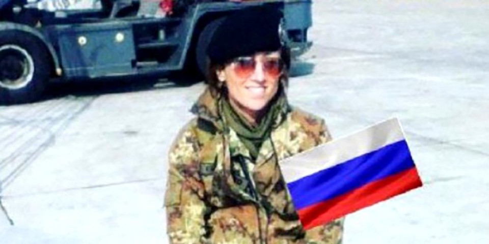 Toliko o demokratiji: Italijanka žestoko nagrabusila zbog Rusije - Vlasti se odmah oglasile zbog sporne slike (FOTO)