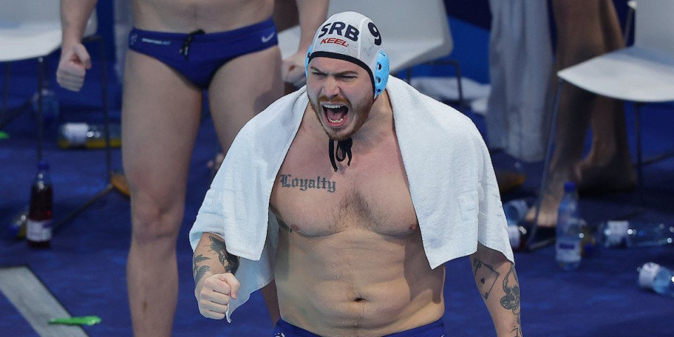 Vico pokazao medalju, njemu je posvetio: Za mog sina Orjena! Živeli (FOTO)