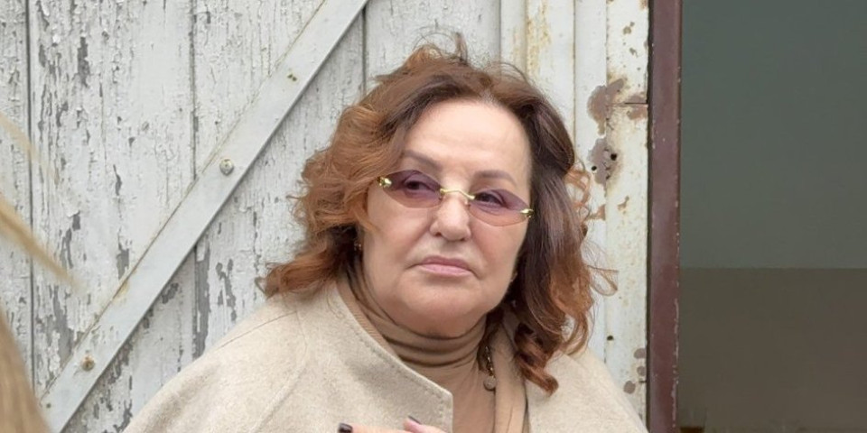 "Neko koristi moj lik i ime": Bekuti ukrali identitet, hitno se oglasila (FOTO)
