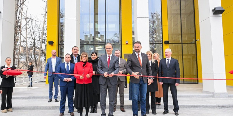 Novi Sad dobio najsavremeniju osnovnu školu u Srbiji