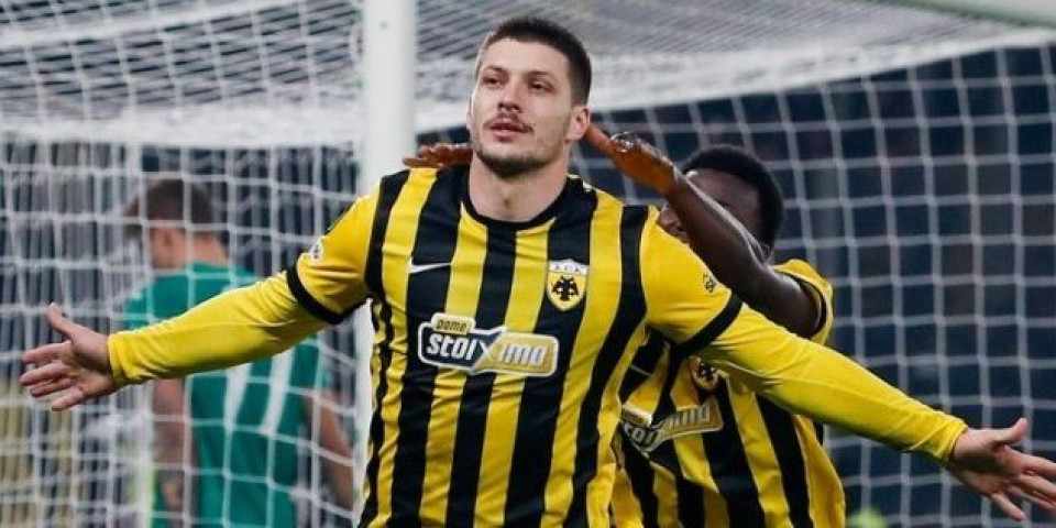 Kakva čast: Dres Luke Jovića završio u muzeju (FOTO)