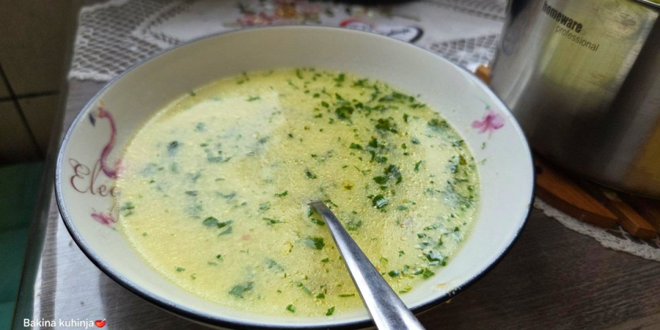 Fantastična krem čorba sa sirom i grizom: Osvaja na prvi zalogaj, a sprema se za tren (VIDEO)