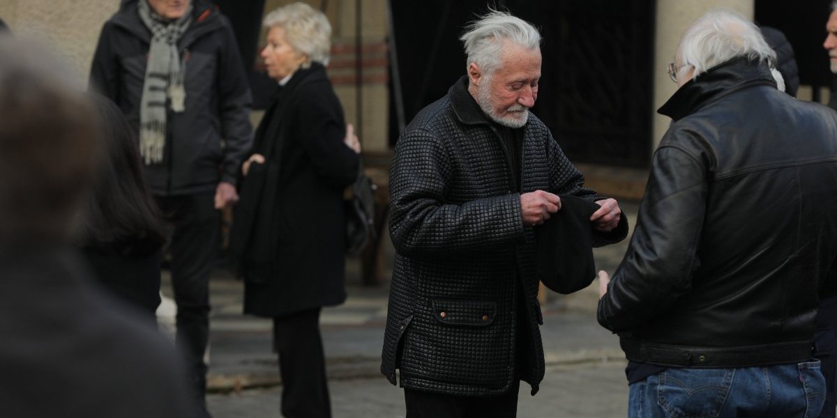 Ispraćaj Senke Veletanlić