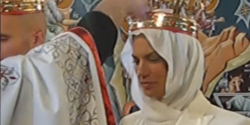 Udala se Danijela Dimitrovska: Voditeljka se u tajnosti venčala u crkvi (VIDEO)