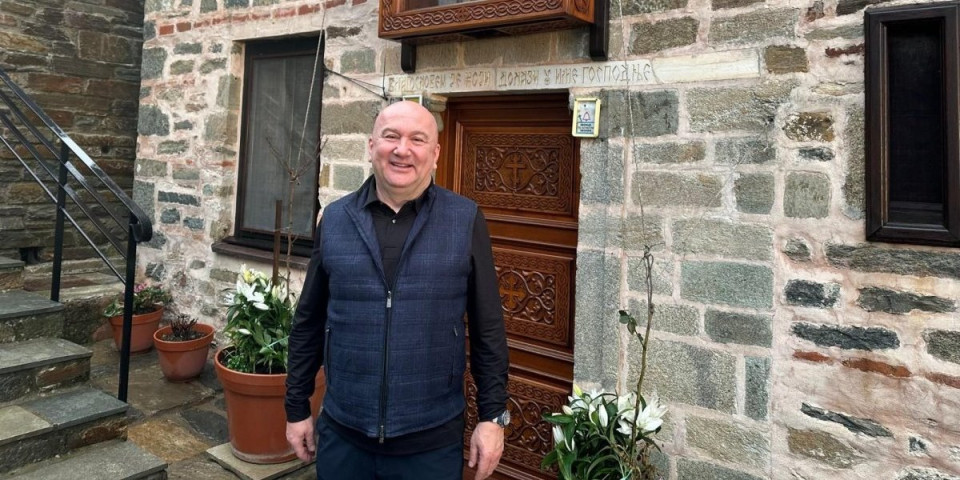 U duhu Svetosavlja - Ministar Popović u poseti isposnici Svetog Save na Svetoj Gori