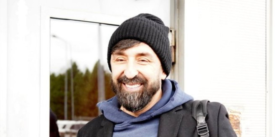 "Lola je tamna i liči na brata": Ognjen Amidžić otišao u porodilište kod supruge i bebe