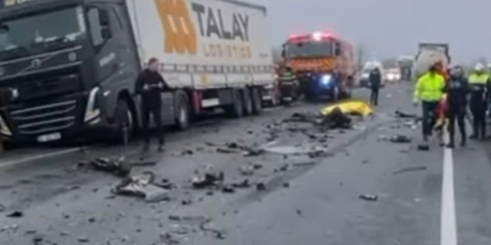 Jeziv prizor u Rumuniji - Ovako izgleda mesto nesreće u kojoj su stradali navijači PAOK-a (VIDEO)