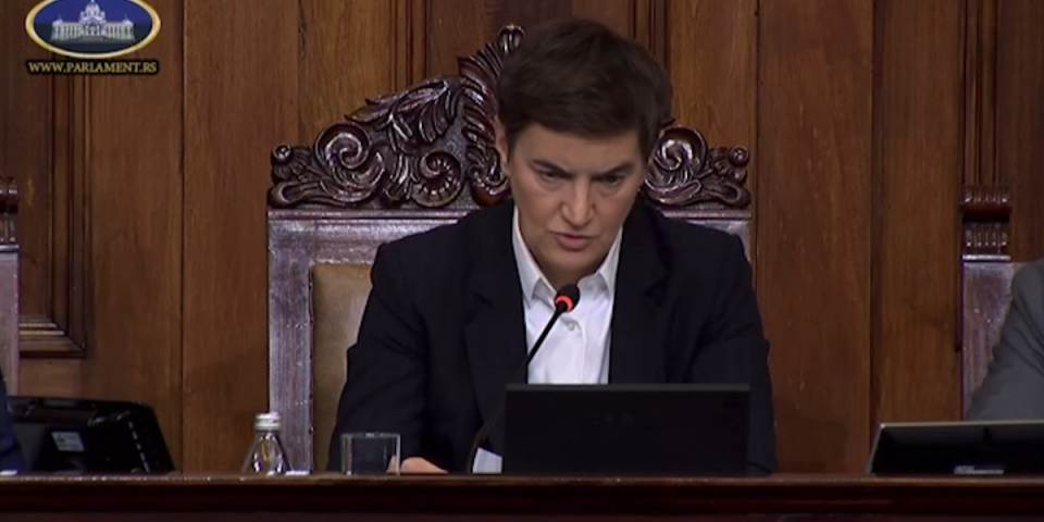 Raskrinkani i u Skupštini: Brnabić očitala lekciju blokaderima koji priznaju lažnu državu Kosovo (VIDEO)