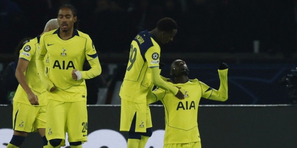 Strava i užas! Zvezde Totenhema doživele saobraćajnu nesreću (FOTO)