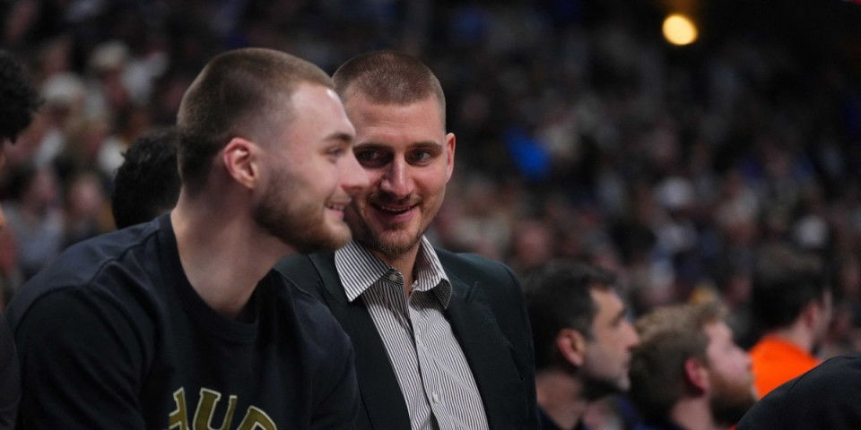 Šta se dešava? Jokiću ne daju da se vrati, a pogledajte šta radi (VIDEO)