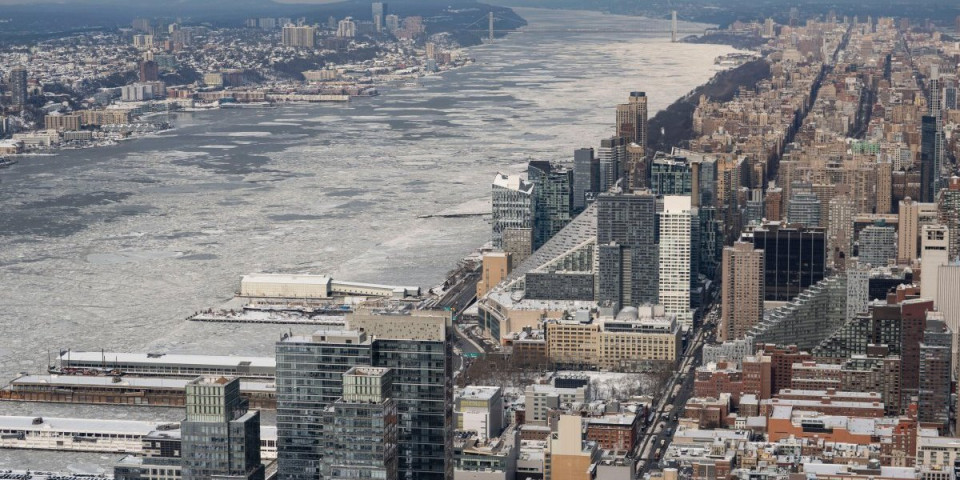 (VIDEO) Nezapamćena oluja seje smrt širom SAD: Stravične scene sa ulica Njujorka, Vašingtona... gnev prirode se obrušio na sve