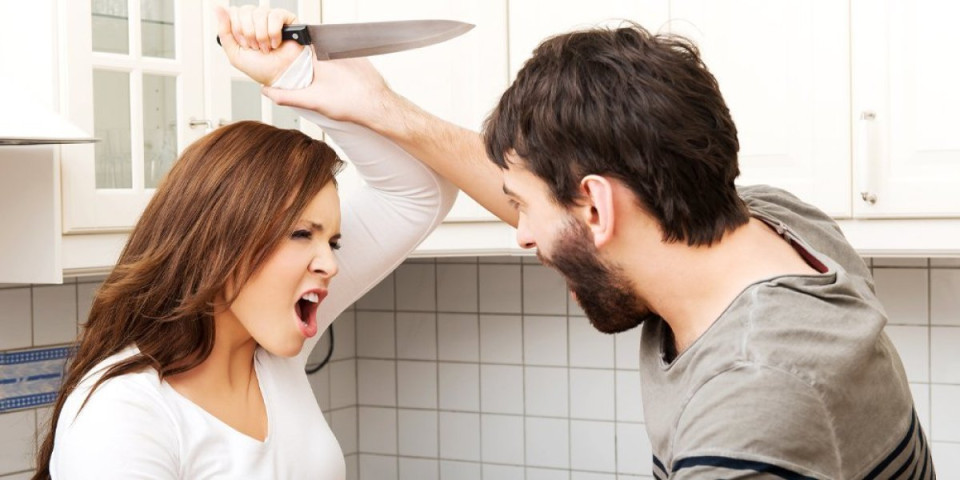 Strahota u Sokocu: Izbola muža nožem