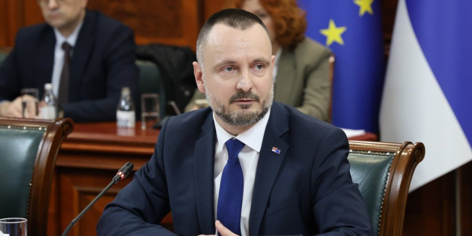 Apostolović: Zakon unutrašnjim poslovima je konkretan korak u Reformskoj agendi