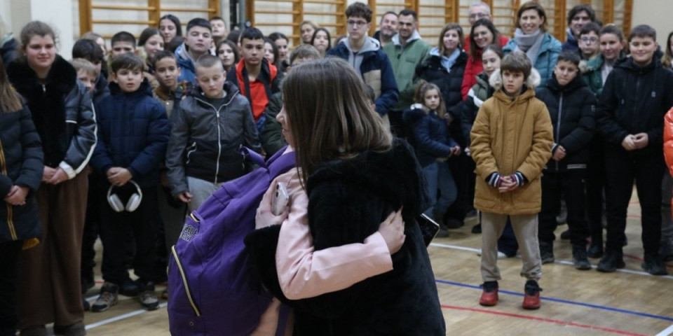 Srpska Atina prigrlila decu sa Kosmeta! Mališani iz enklava bar na kratko muku da zaborave