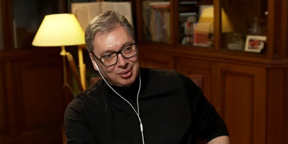 Nedopustiva je potpuna obmana javnosti Predsednik Vučić na TikToku o zloupotrebi veštačke inteligencije: