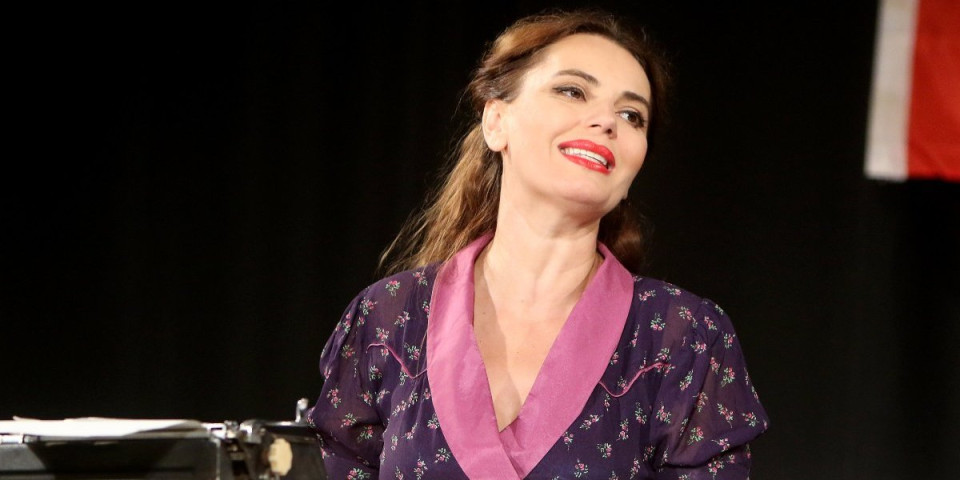 "Opada mi kosa. Ovo je krug pakla": Borba naše glumice karcinomom