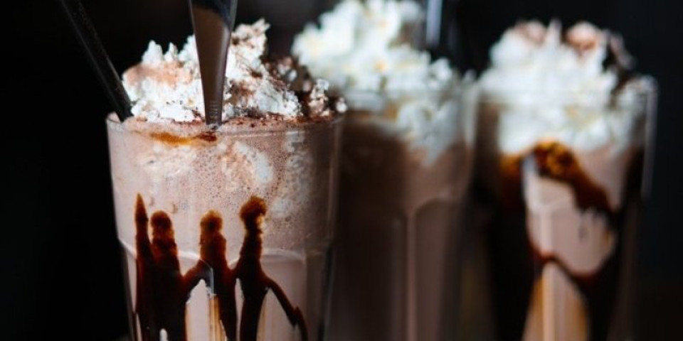 Recept za plazma šejk kao iz kafića: 1 tajni sastojak ga čini savršenim