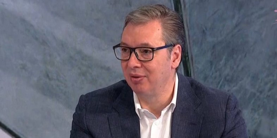 Oglasio se Vučić: Ljudi će biti "svoj na svome" - do 5. februara biće 1.800.000 prijava