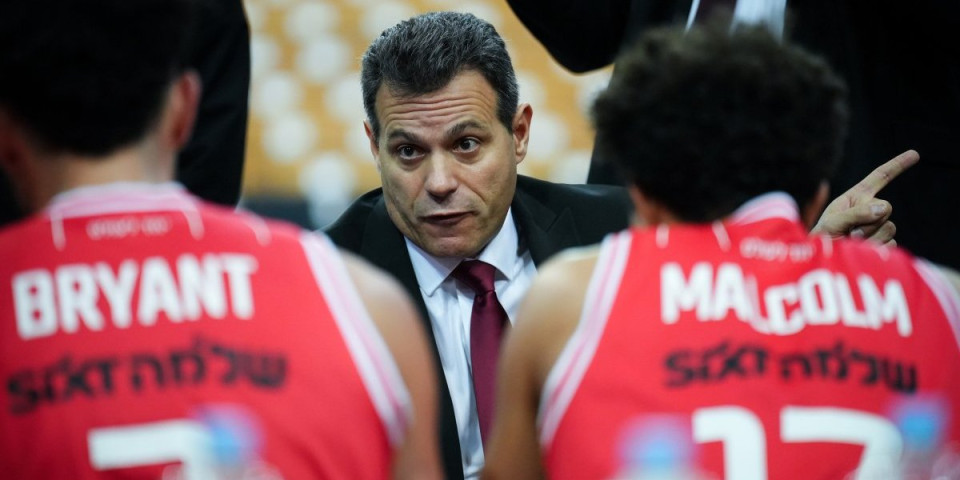 Itudisu se trese klupa? Hapoel u totalnom haosu pred meč sa Zvezdom, oglasio se Grk