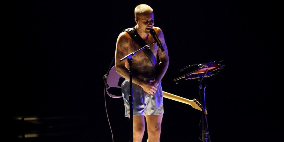 "Čoveku treba pomoć": Džastin Biber skoro go izašao na binu i šokirao sve