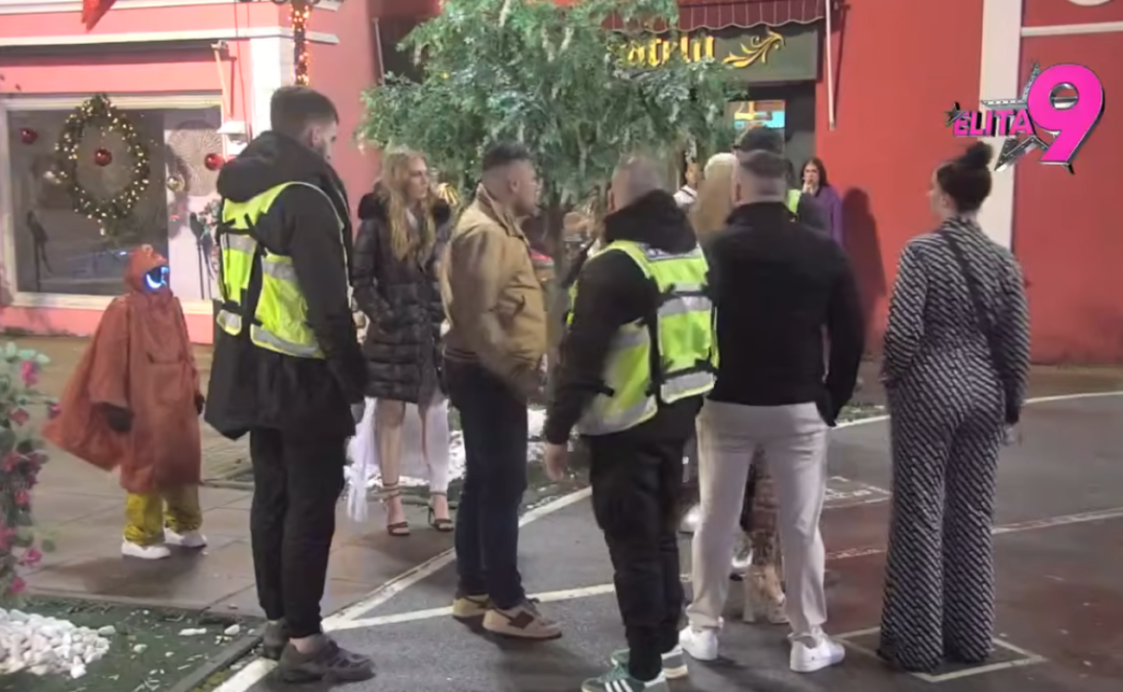 Obezbeđenje hitno izvelo Aneli iz Elite - Napravila haos, morali odmah da reaguju (VIDEO)