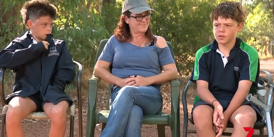 Dečak (13) plivao 4 km da spasi porodicu! Potez majke sve šokirao: Bila je to najteža odluka (VIDEO)