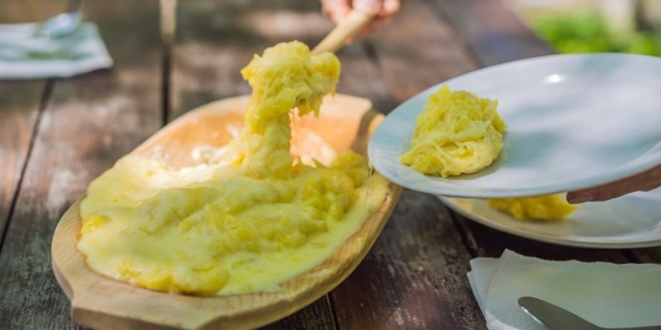 Najbrži recept za kačamak: Tradicionalno jelo koje ne izlazi iz mode