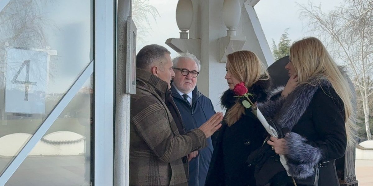 Snajka i unuka Beti Đorđević