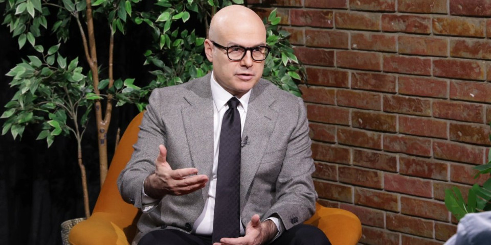 Hitno se oglasio Vučević: Na čijoj je strani policija u Novom Sadu?!