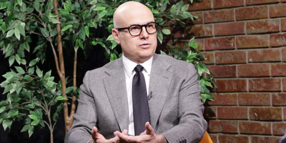 ''Ovo su bolesni umovi i monustrumi'' - Vučević o jezivom napadu na Vučića i porodicu